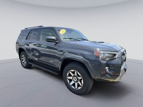 Used 2024 Toyota 4Runner TRD Off-Road AWD/4WD image 11