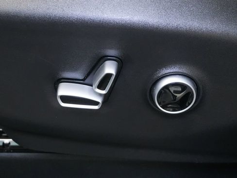 Used 2022 Chrysler Pacifica Pinnacle image 18