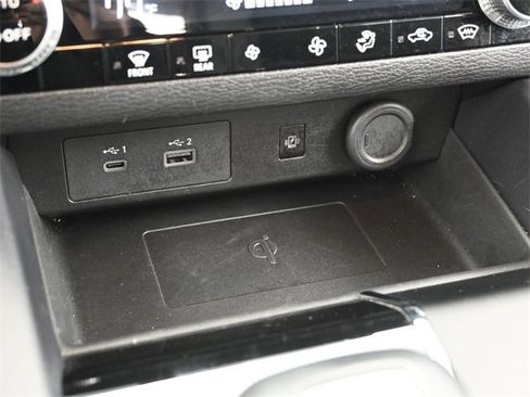 Used 2024 Mitsubishi Outlander SE image 19