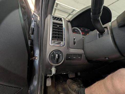 Used 2009 Ford Escape Limited FWD image 34