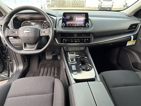 New 2026 Nissan Rogue S image 17