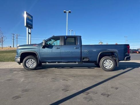 New 2026 Chevrolet Silverado 3500 LT w/ All Star Edition image 6