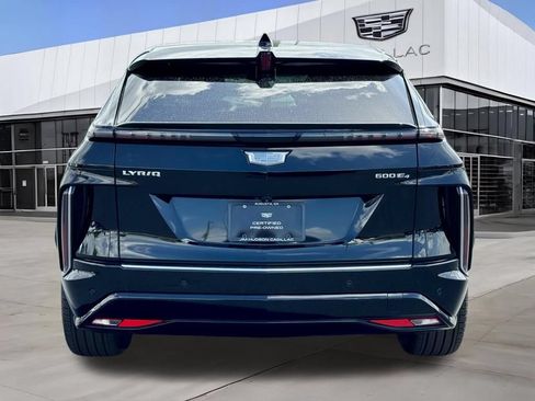 Certified 2024 Cadillac Lyriq Luxury AWD/4WD image 7