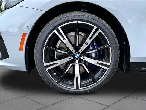New 2026 BMW 530i xDrive w/ M Sport Package AWD/4WD image 11