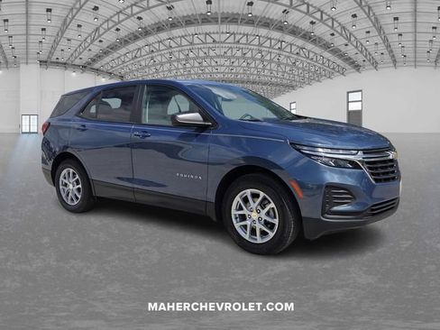 Certified 2024 Chevrolet Equinox LS w/ LS Convenience Package FWD image 1