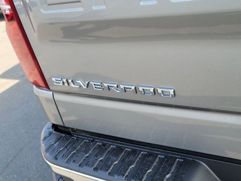 New 2026 Chevrolet Silverado 1500 LT image 22