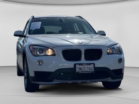 Used 2015 BMW X1 sDrive28i RWD image 4