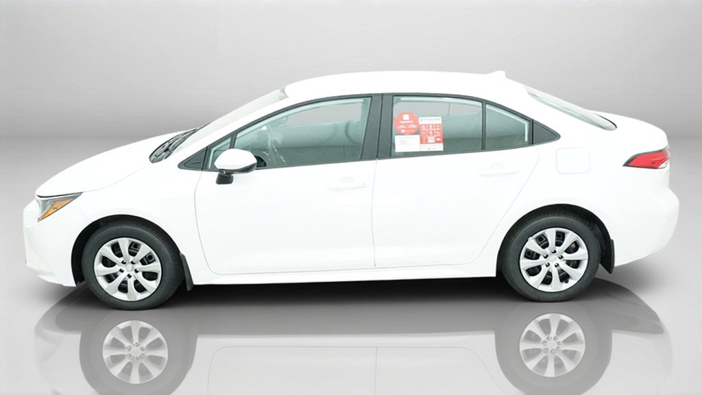 New 2027 Toyota Corolla LE FWD image 2