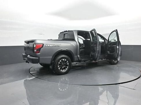 Used 2021 Nissan Titan PRO-4X w/ Pro-4x Convenience Package AWD/4WD image 45