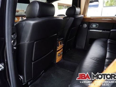 Used 2005 Rolls-Royce Phantom Sedan image 7