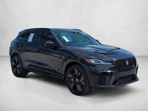 Used 2024 Jaguar F-PACE SVR AWD/4WD image 3