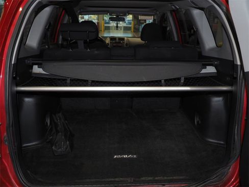 Used 2007 Toyota RAV4 Sport image 13