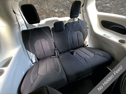 Used 2024 Chrysler Voyager LX FWD image 21