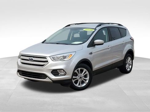 Used 2018 Ford Escape SEL FWD image 1