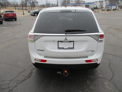 Used 2014 Mitsubishi Outlander GT image 6