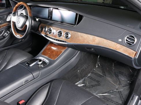 Used 2016 Mercedes-Benz S 550 4MATIC Sedan w/ Premium Package image 37