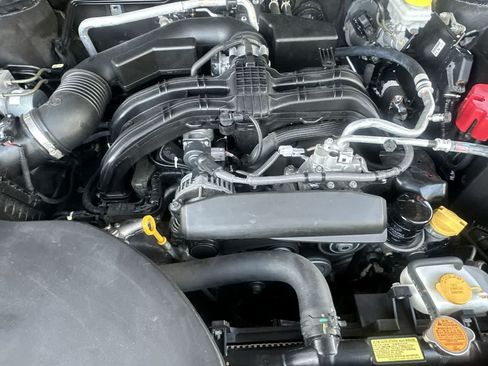 Used 2024 Subaru Outback Limited AWD/4WD image 12