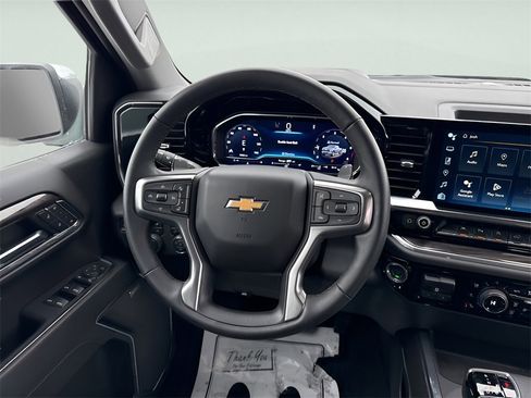 Used 2024 Chevrolet Silverado 1500 LTZ image 13