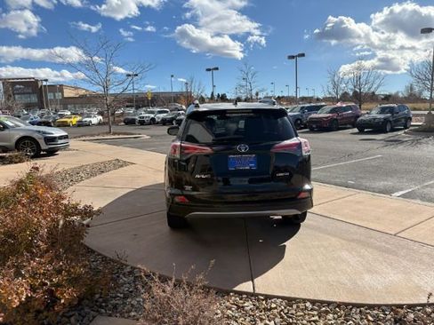 Used 2018 Toyota RAV4 Limited w/ Advanced Technology Package image 8