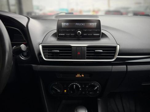 Used 2015 MAZDA MAZDA3 i SV image 12