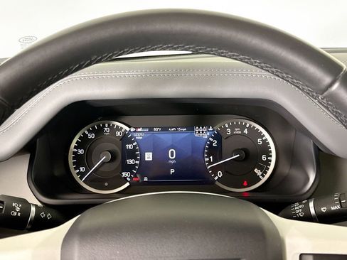 Used 2023 Land Rover Defender 130 SE AWD/4WD image 10