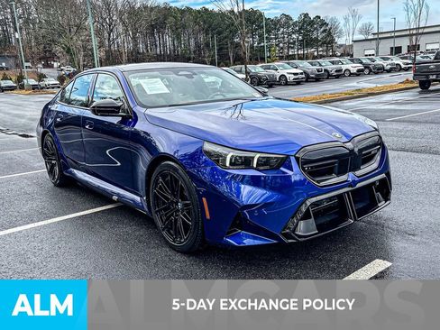 Used 2026 BMW M5 w/ Executive Package image 4