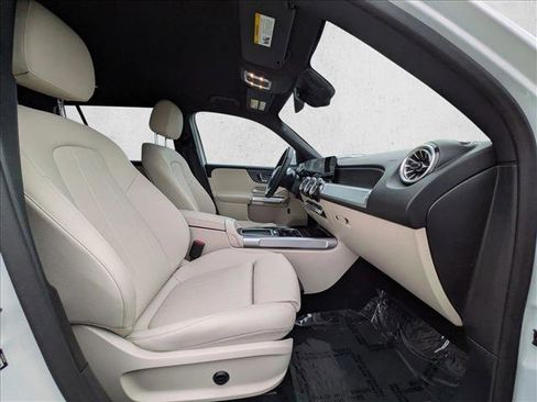 Certified 2025 Mercedes-Benz GLB 250 GLB 250 image 21