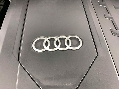 Used 2024 Audi Q5 2.0T Prestige AWD/4WD image 37