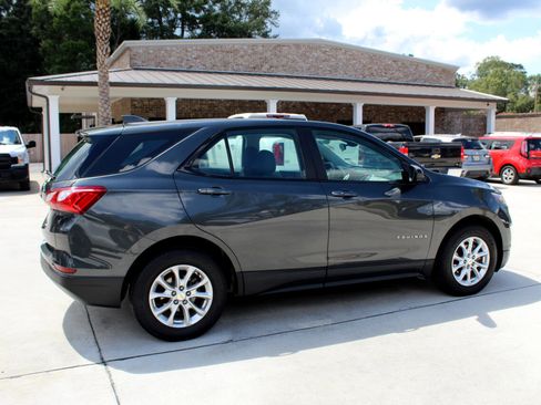 Used 2020 Chevrolet Equinox LS w/ LPO, Floor Liner Package image 22