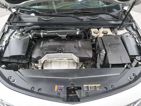 Used 2018 Chevrolet Impala LT FWD image 28