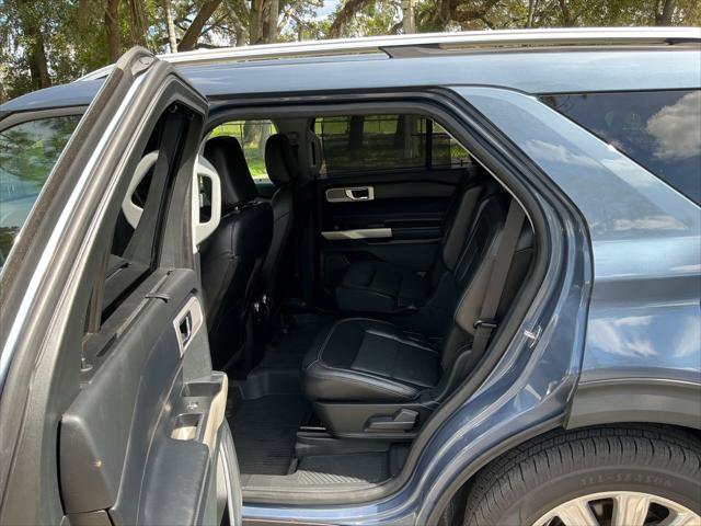 Used 2021 Ford Explorer Limited w/ Hybrid Equipment Group 310A RWD image 13