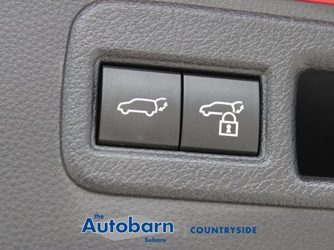 Used 2024 Toyota Venza XLE AWD/4WD image 28