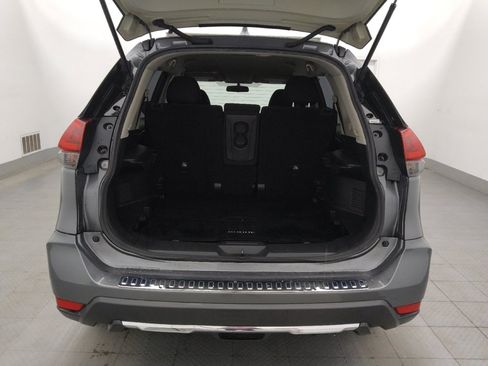 Used 2018 Nissan Rogue S FWD image 29