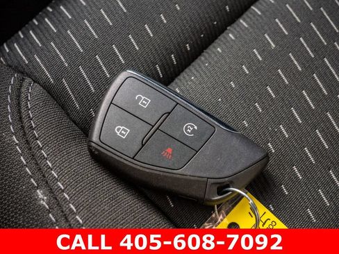 Used 2026 Chevrolet Equinox LT FWD image 37