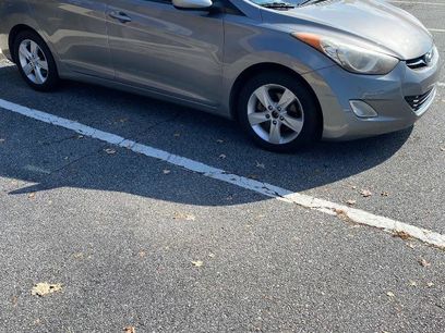 Used 2012 Hyundai Elantra GLS w/ Preferred Pkg 3