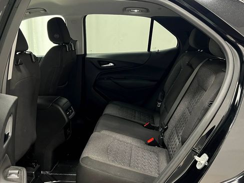Used 2022 Chevrolet Equinox LT FWD image 30