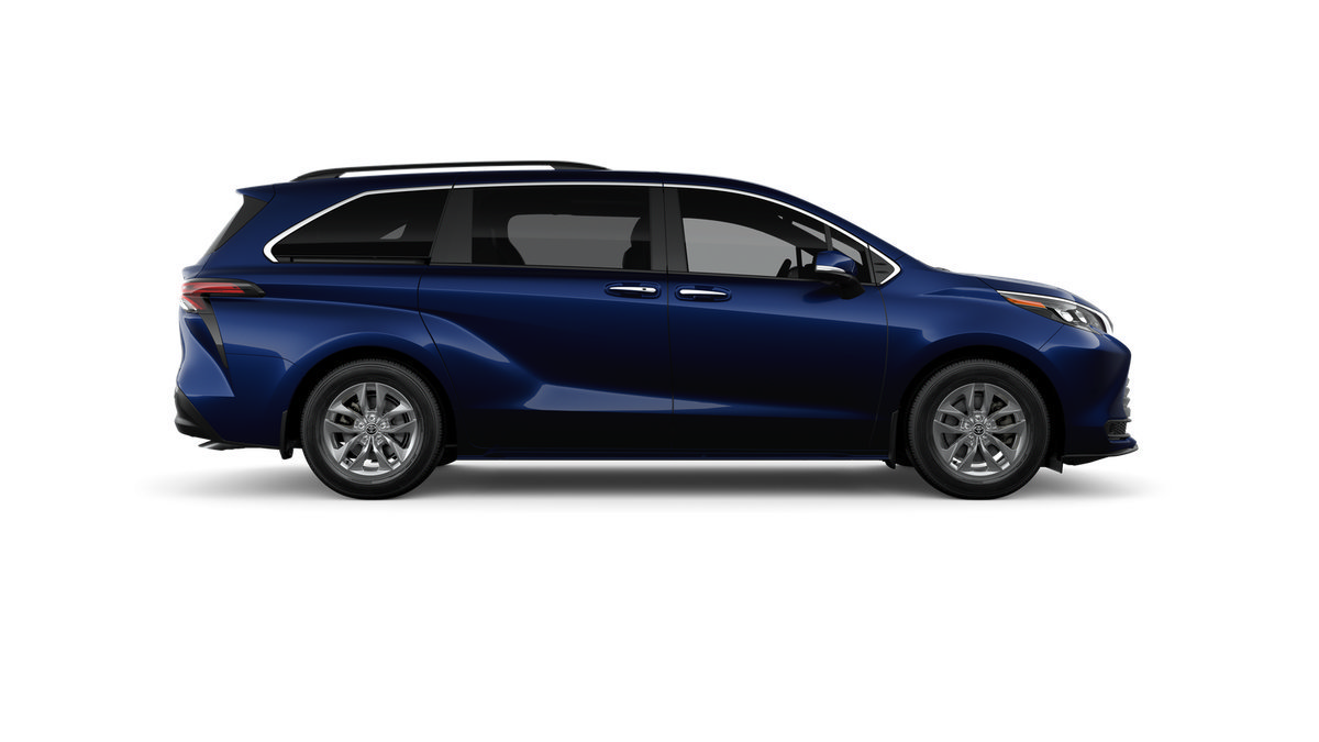 New 2026 Toyota Sienna XLE FWD image 12
