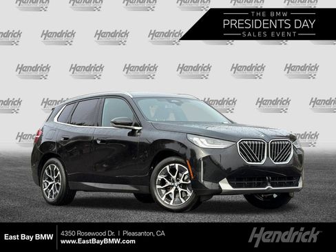 Used 2025 BMW X3 xDrive30i w/ Convenience Package image 1