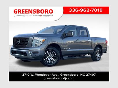 Used 2021 Nissan Titan SV w/ SV Convenience Package