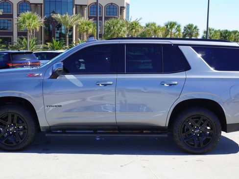 Used 2022 Chevrolet Tahoe Z71 w/ Z71 Off-Road Package image 5