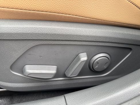 Used 2025 Hyundai Sonata Limited image 20