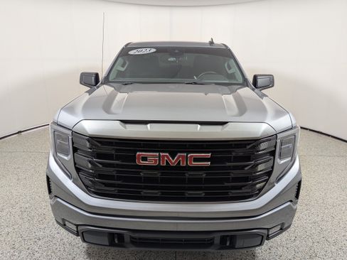Used 2023 GMC Sierra 1500 Elevation AWD/4WD image 8