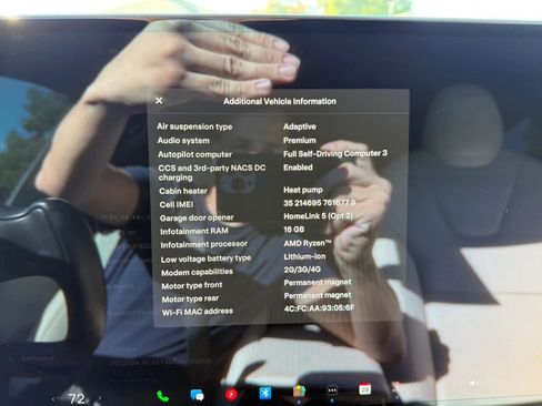 Used 2022 Tesla Model S Standard Range image 17