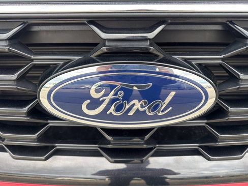 Certified 2024 Ford Escape ST-Line w/ Tech Pack #1 AWD/4WD image 13