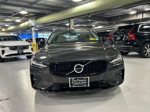Certified 2023 Volvo S60 B5 Core w/ Climate Package image 6
