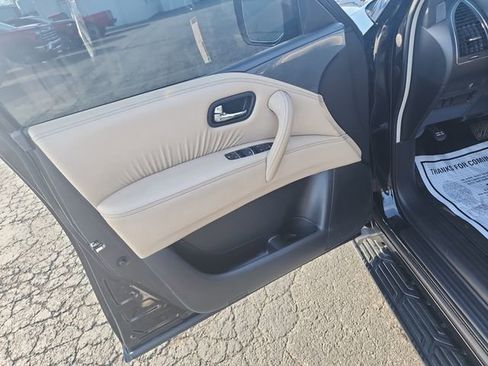Used 2021 Nissan Armada SV image 17