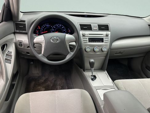 Used 2011 Toyota Camry LE w/ LE Extra-Value Pkg FWD image 12