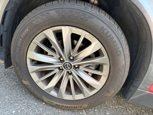 Used 2024 MAZDA CX-90 3.3 Turbo w/ Preferred Plus AWD/4WD image 10