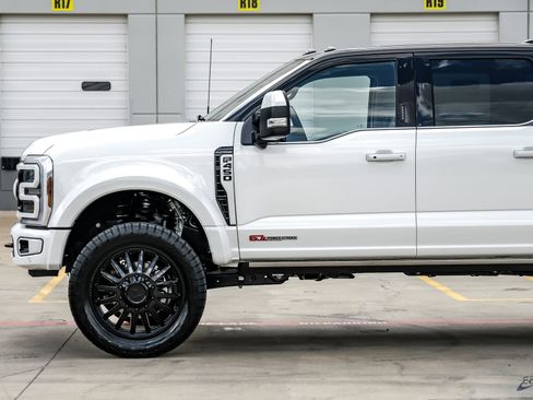 Used 2026 Ford F450 Platinum w/ Platinum Plus Package AWD/4WD image 8