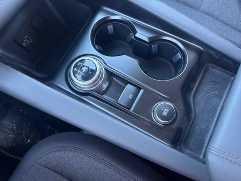 New 2026 Ford Explorer Active RWD image 10